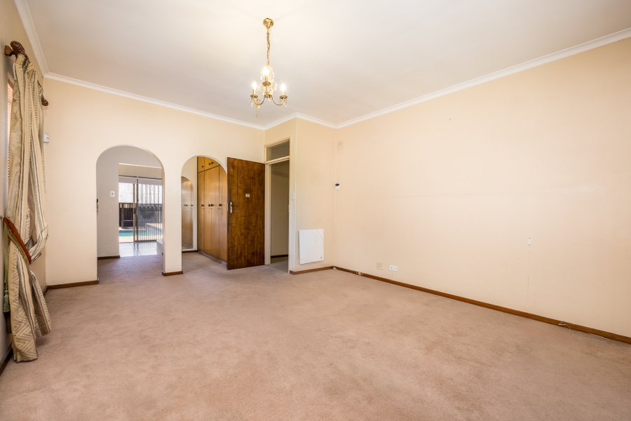 5 Bedroom Property for Sale in Soneike Western Cape